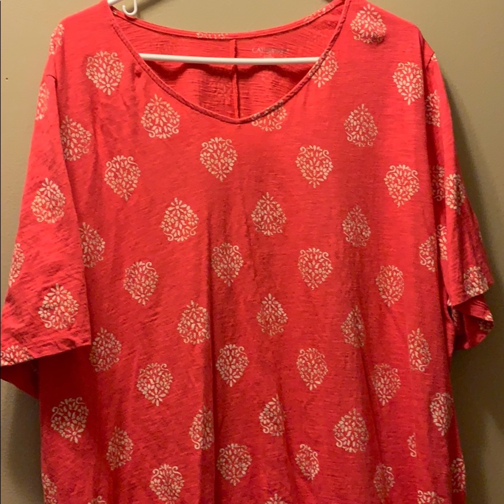 Like New Coral 3x Catherine’s Patterned Tee